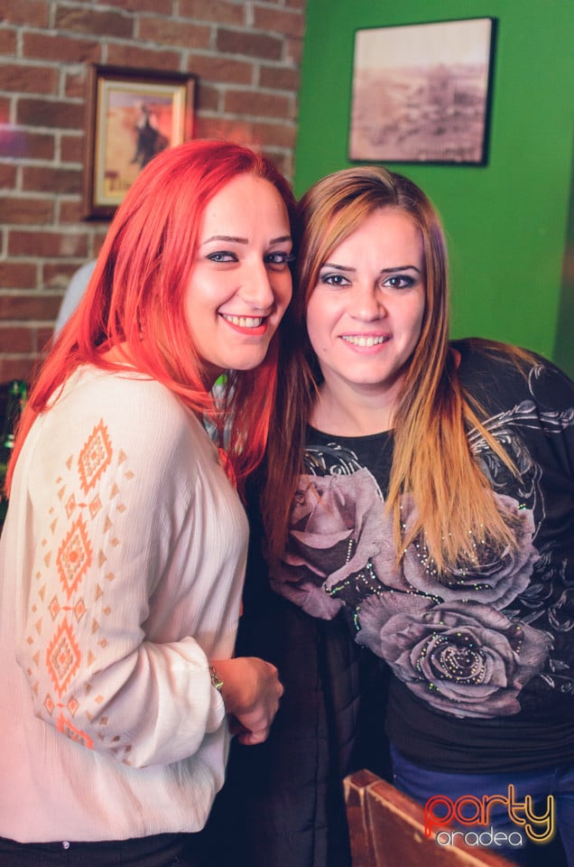 Saturday Night Party, Green Pub
