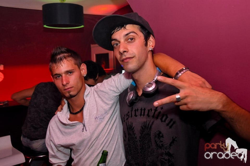 Saturday Night Party în Club Atti's, 