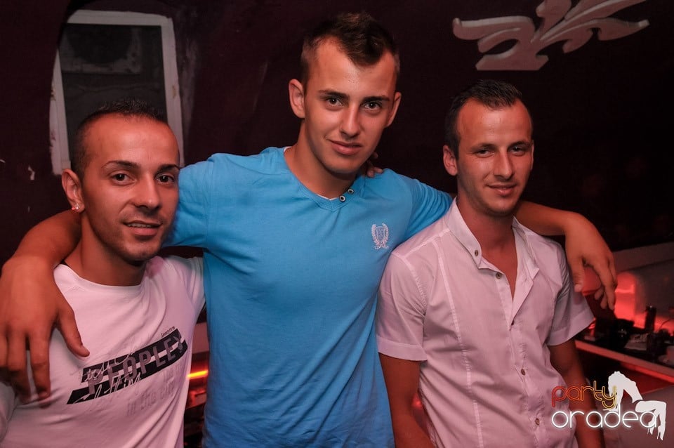 Saturday Night Party în Club Atti's, 