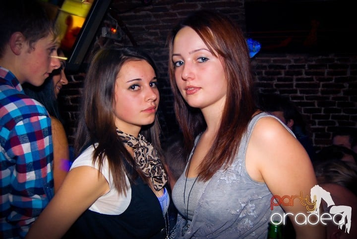 Saturday Night Party în Club Escape, 