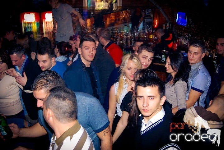 Saturday Night Party în Club Escape, 