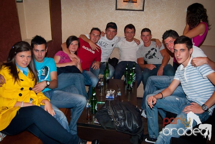 Saturday Night Party în Club Seven, 