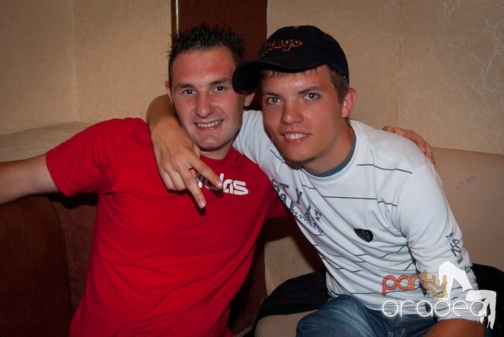 Saturday Night Party în Club Seven, 