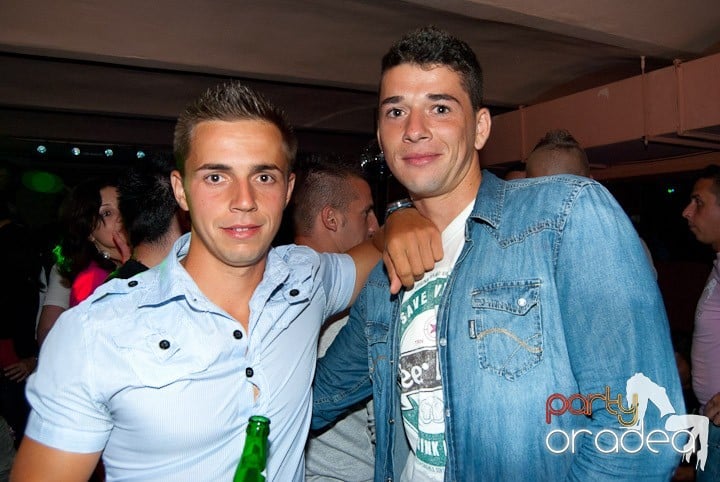 Saturday Night Party în Club Seven, 