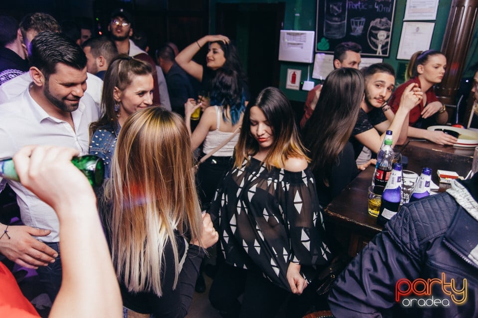 Saturday night party în Green Pub, Green Pub
