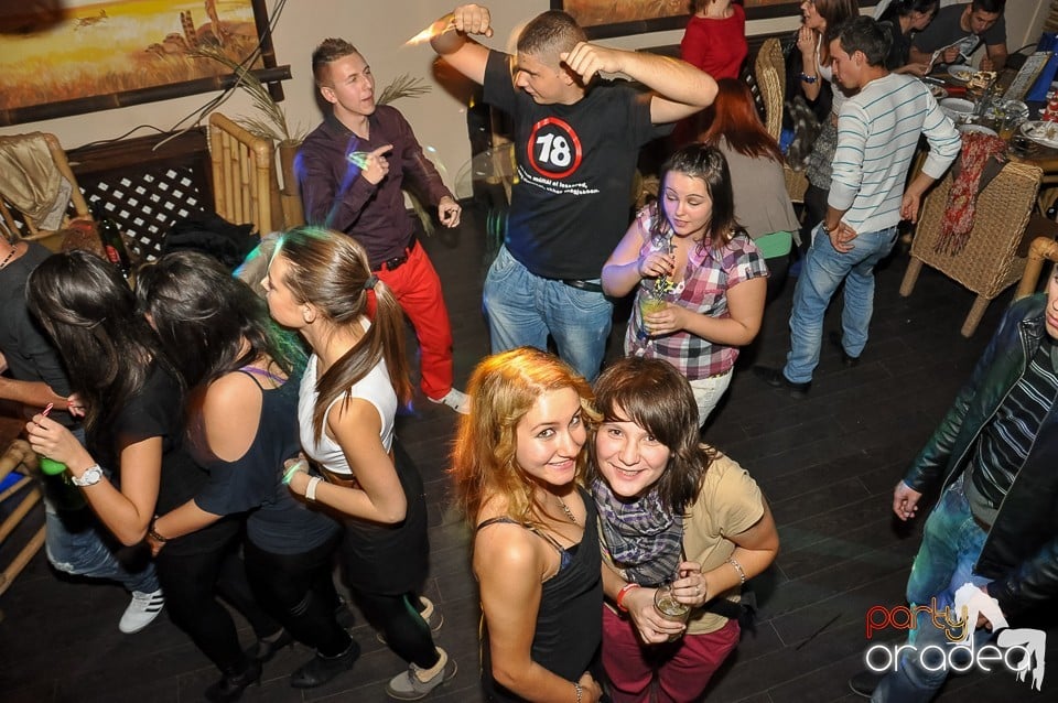 Saturday Night Party în Zulu, Zulu Caffe