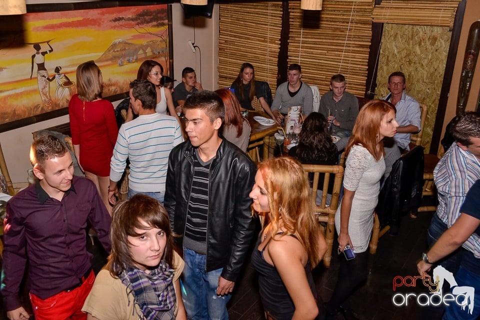 Saturday Night Party în Zulu, Zulu Caffe