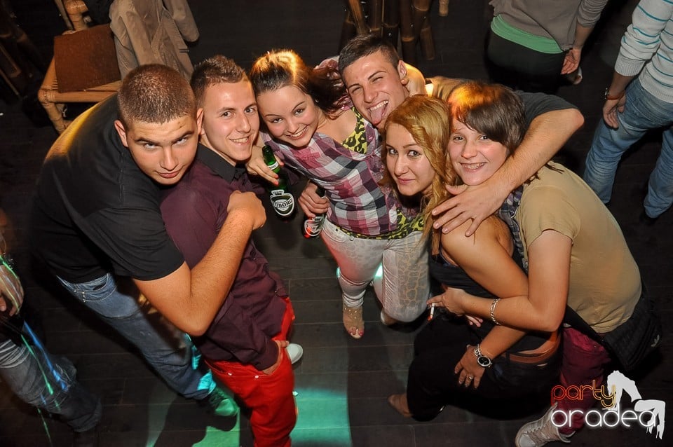 Saturday Night Party în Zulu, Zulu Caffe