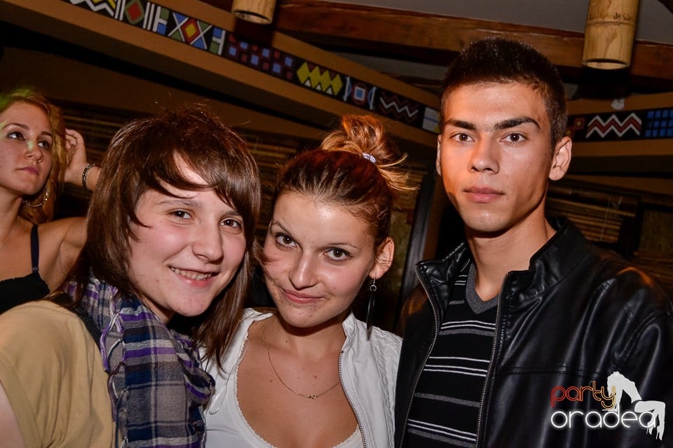 Saturday Night Party în Zulu, Zulu Caffe