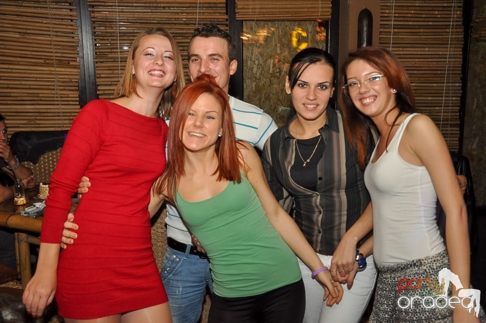 Saturday Night Party în Zulu, Zulu Caffe