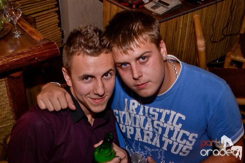 Saturday Night Party în Zulu, Zulu Caffe