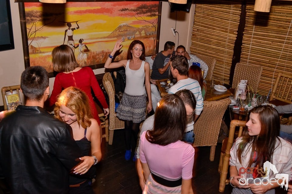 Saturday Night Party în Zulu, Zulu Caffe