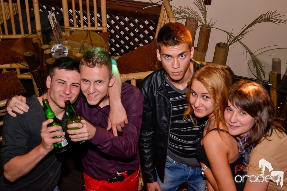 Saturday Night Party în Zulu, Zulu Caffe