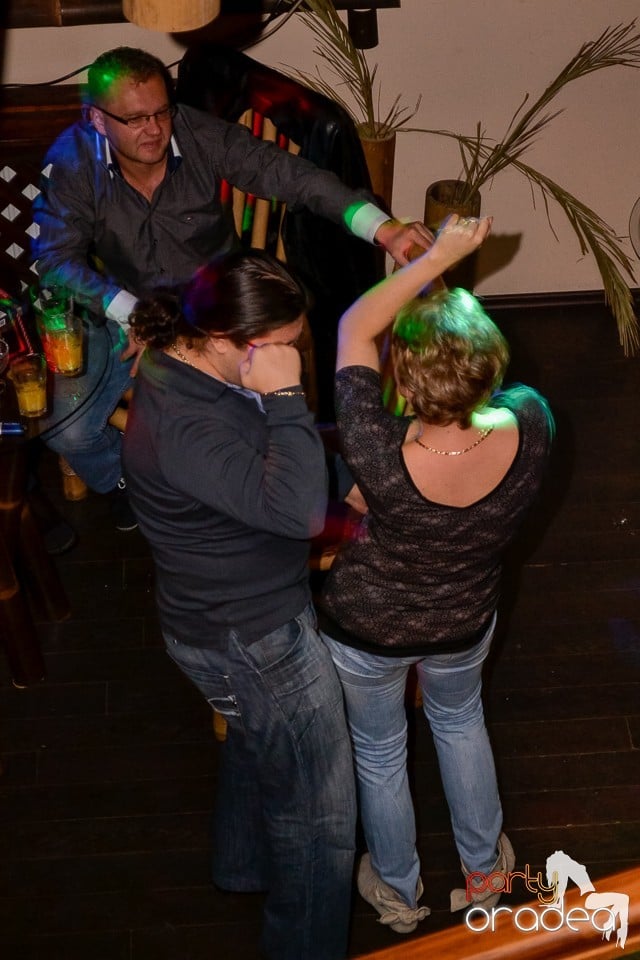 Saturday Night Party în Zulu, Zulu Caffe