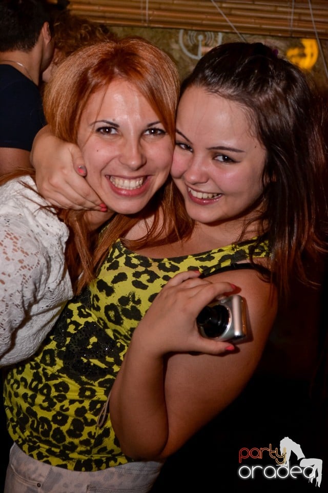 Saturday Night Party în Zulu, Zulu Caffe