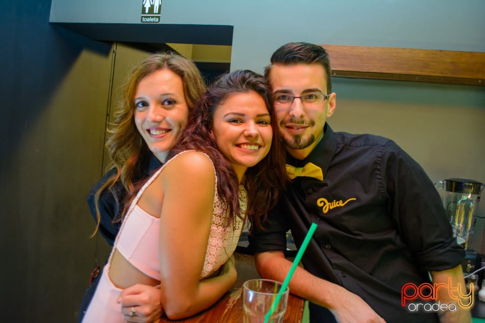 Saturday Night Party with DJ White, Juice