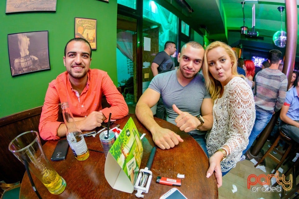 Saturday Night Party, Green Pub