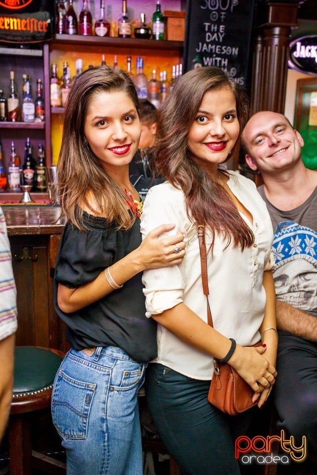 Saturday Night Party, Green Pub