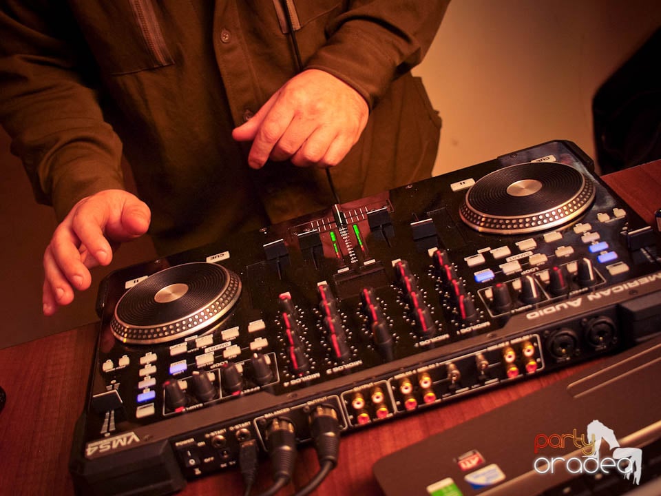 Saturday Night Party, Zulu Caffe