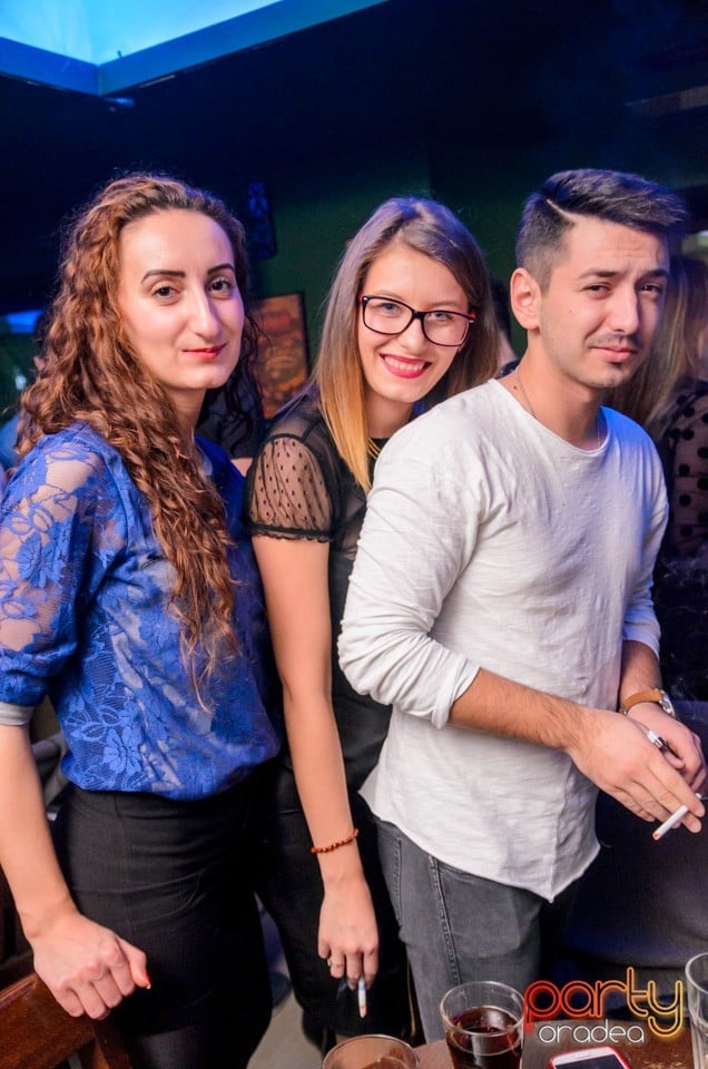 Saturday Night Party, Green Pub