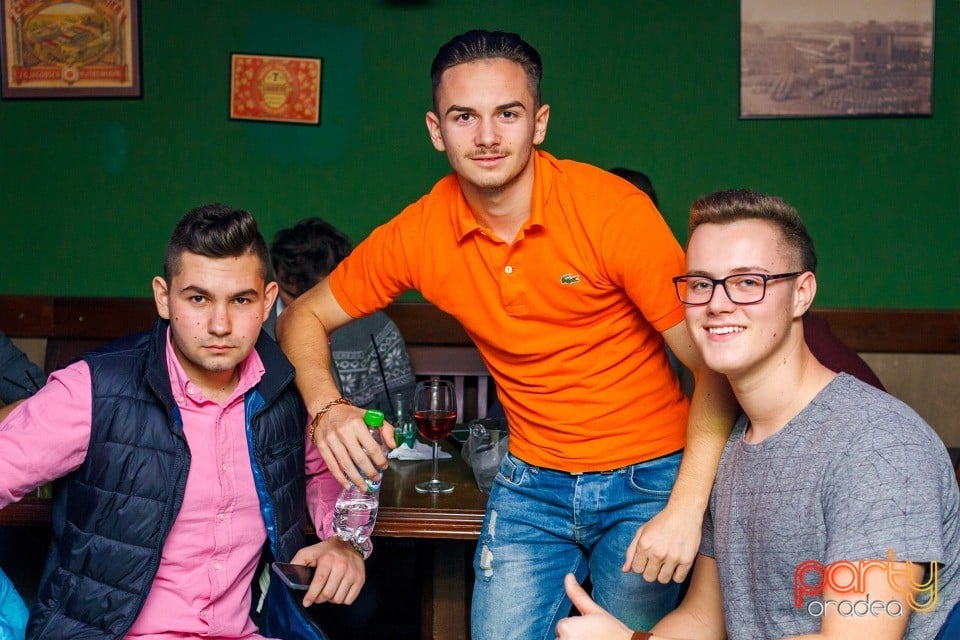 Saturday Night Party, Green Pub