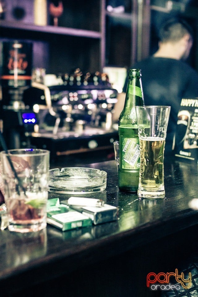 Saturday Night Party, Green Pub