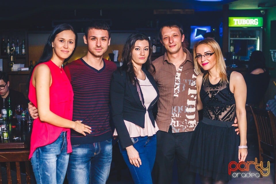 Saturday Night Party, Green Pub