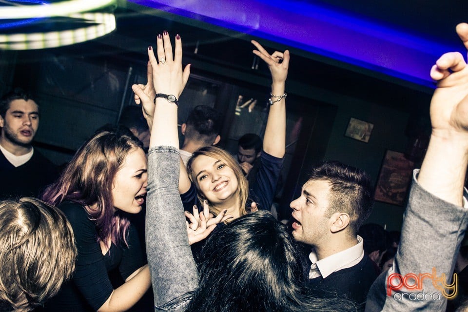 Saturday Night Party, Green Pub