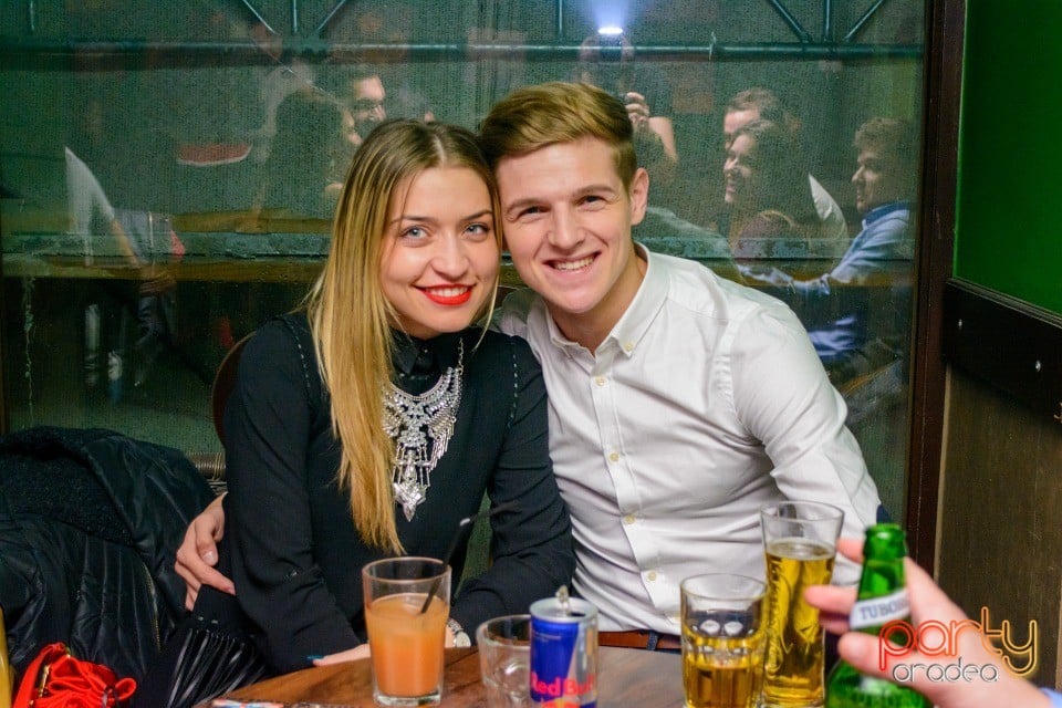 Saturday Night Party, Green Pub