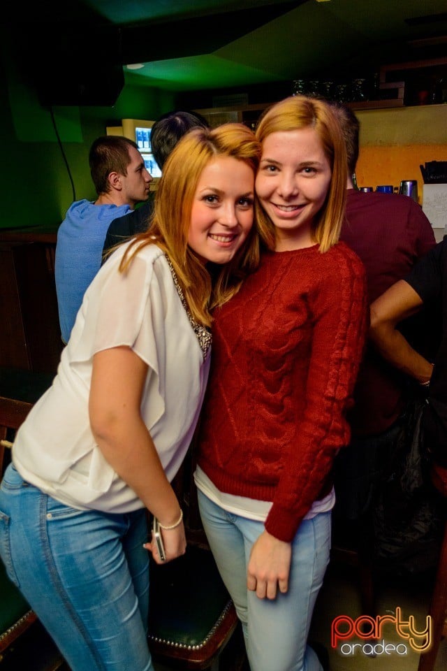 Saturday Night Party, Green Pub