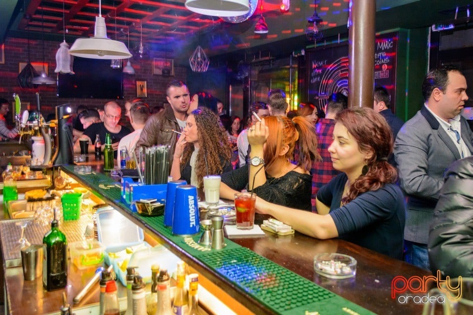 Saturday Night Party, Green Pub