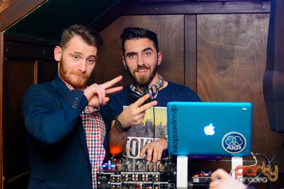 Saturday Night Party, Green Pub