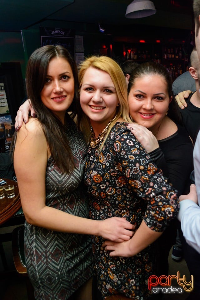 Saturday Night Party, Green Pub