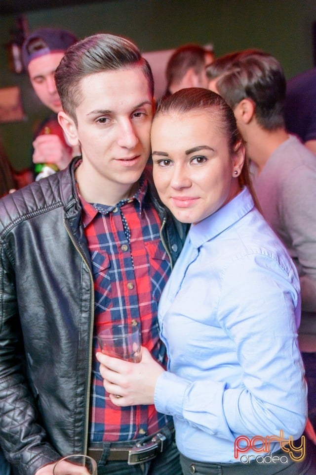 Saturday Night Party, Green Pub