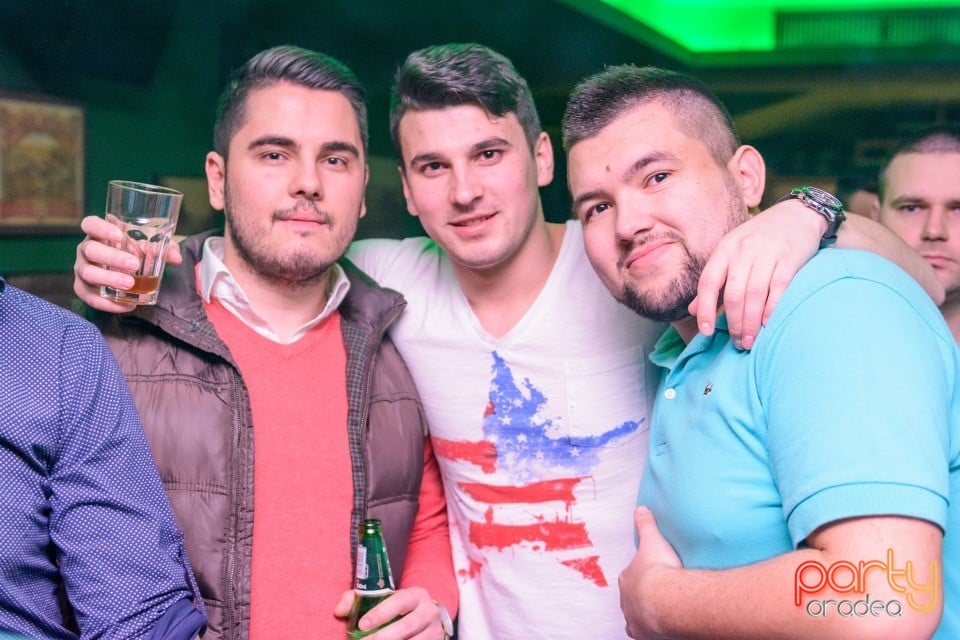 Saturday Night Party, Green Pub
