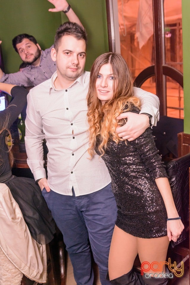 Saturday Night Party, Green Pub