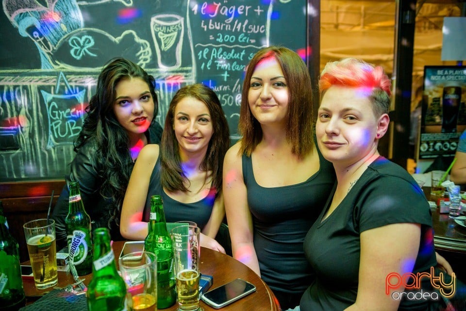 Saturday Night Party, Green Pub