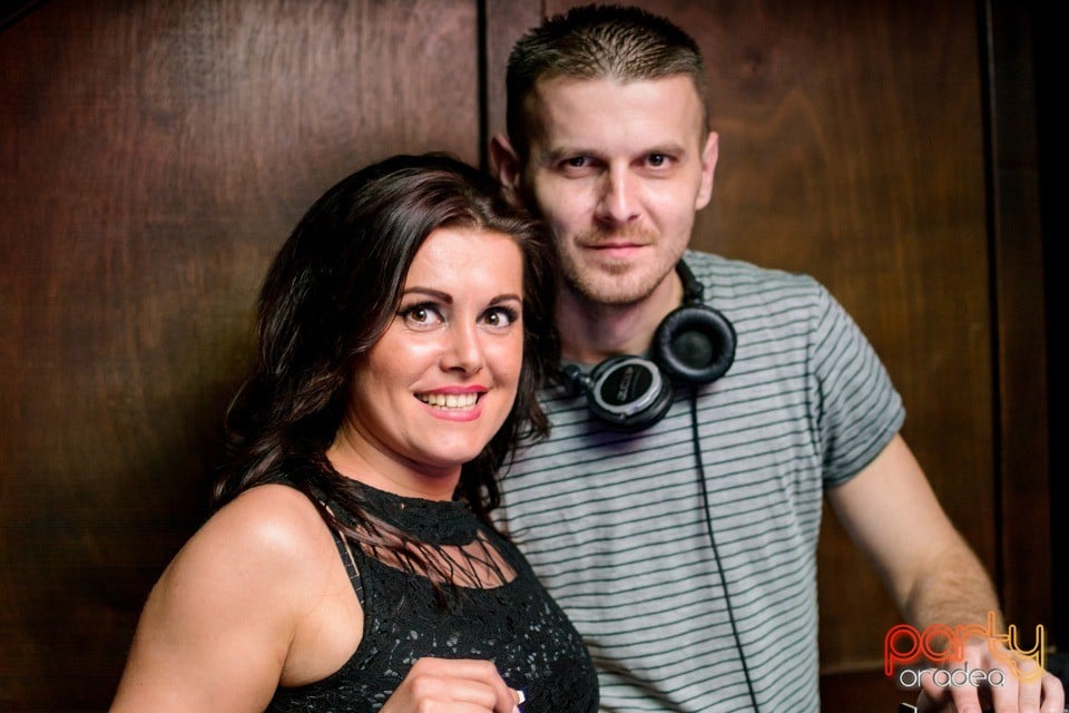 Saturday Night Party, Green Pub