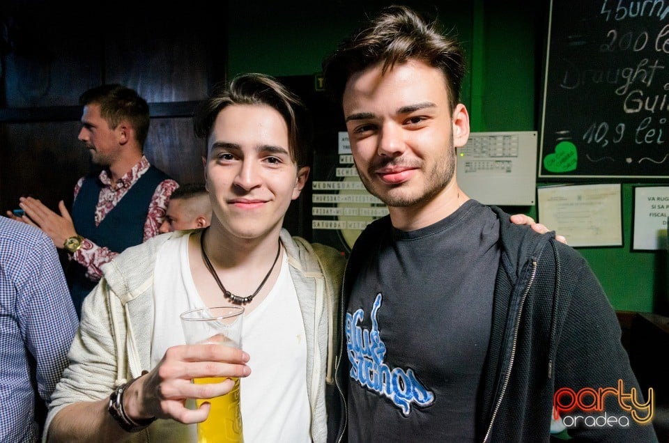 Saturday Night Party, Green Pub