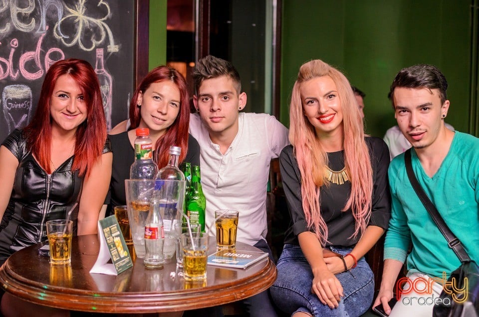 Saturday Night Party, Green Pub