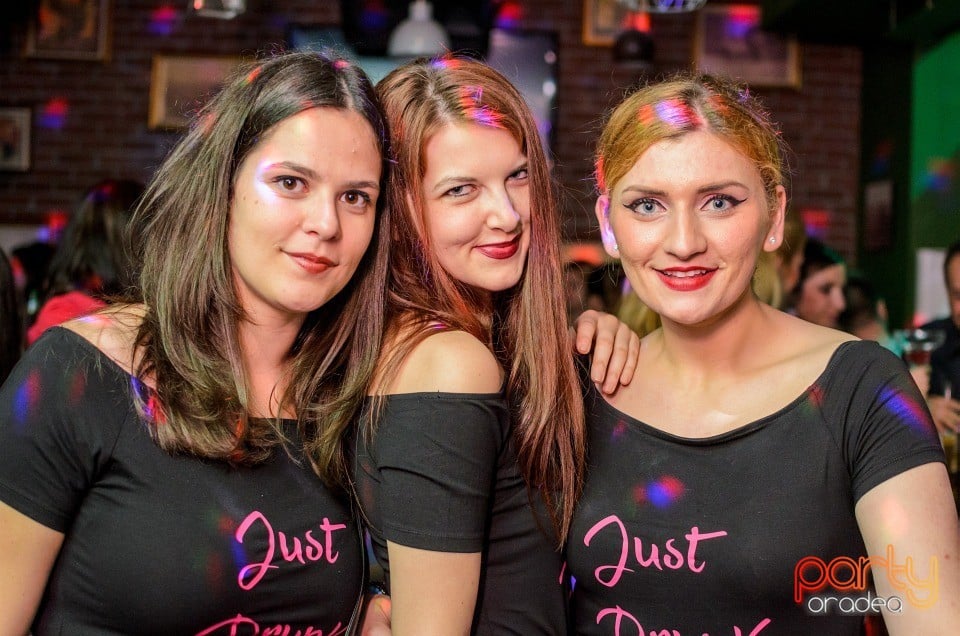 Saturday Night Party, Green Pub