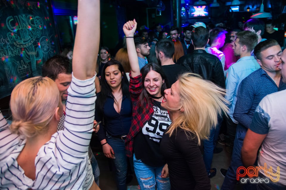 Saturday Night Party, Green Pub