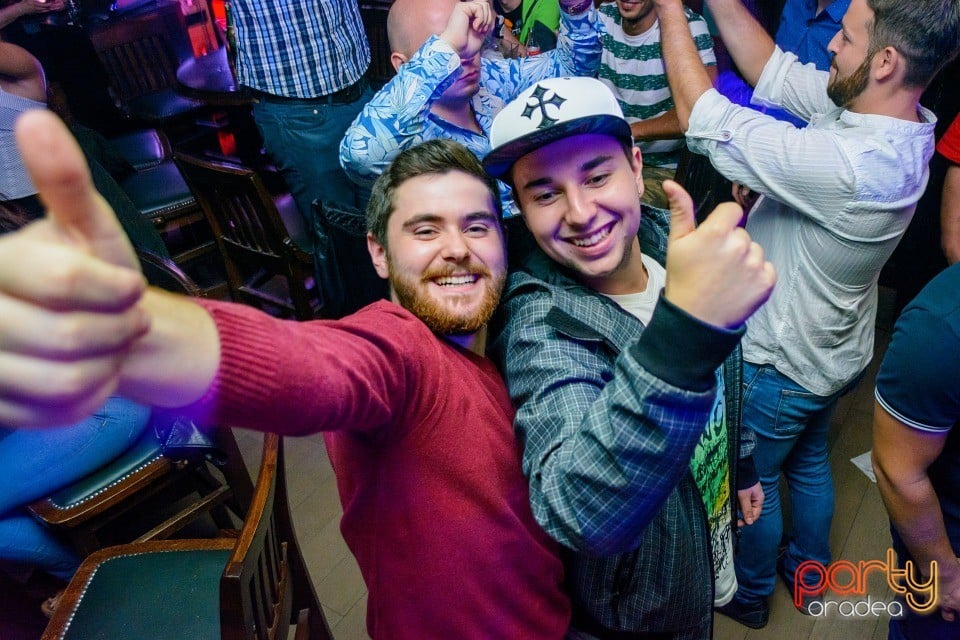 Saturday Night Party, Green Pub