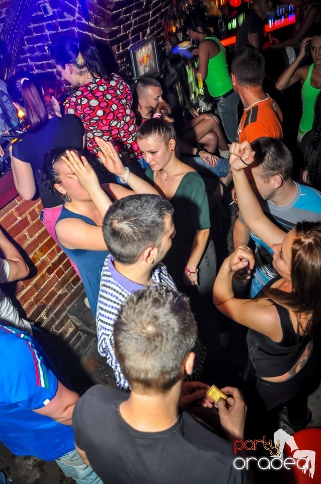 Saturday Night SLAM, 