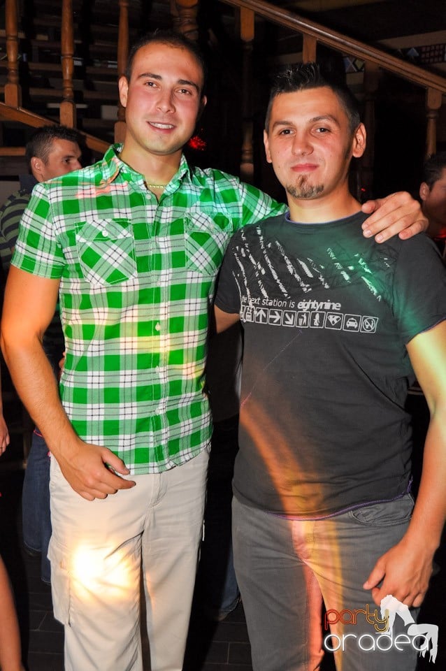 Saturday Night Zulu Party, Zulu Caffe