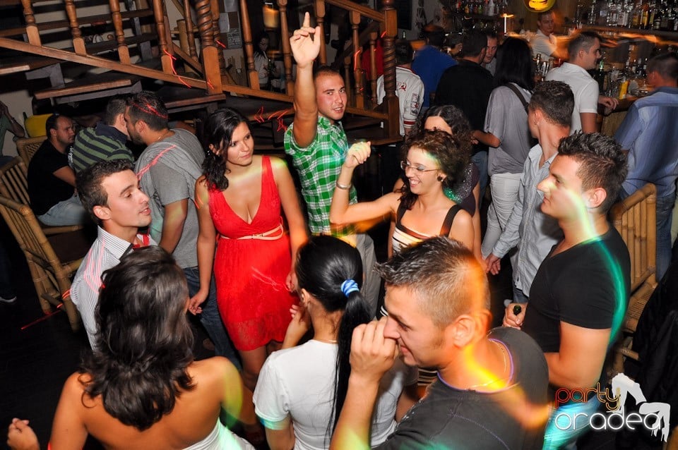 Saturday Night Zulu Party, Zulu Caffe