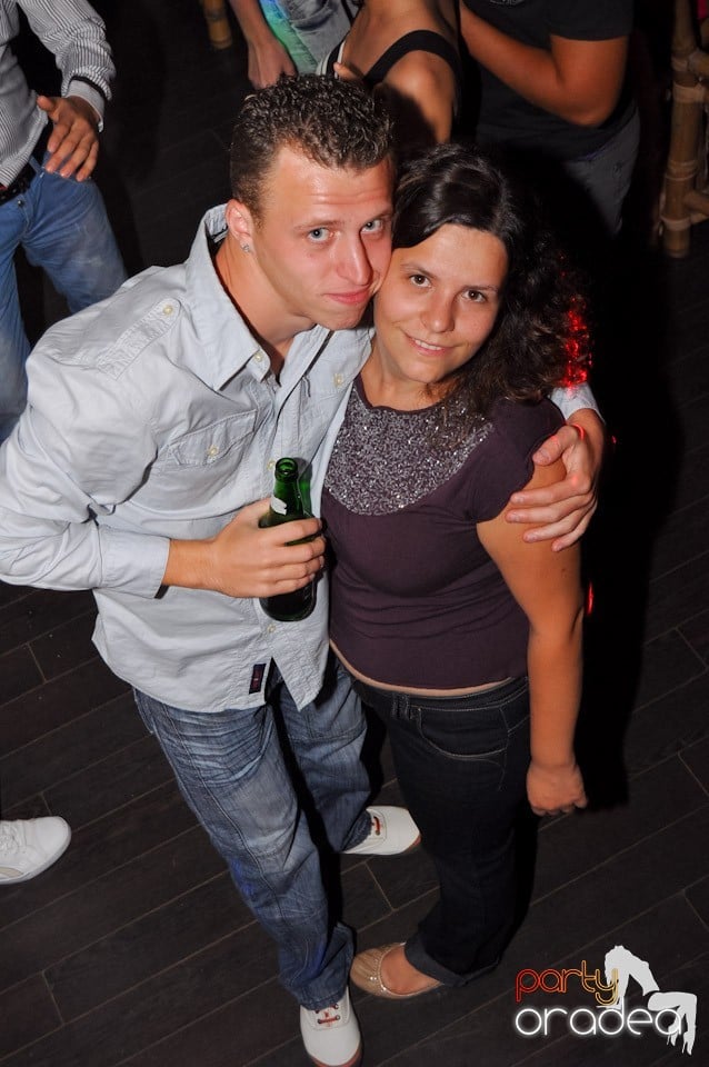 Saturday Night Zulu Party, Zulu Caffe