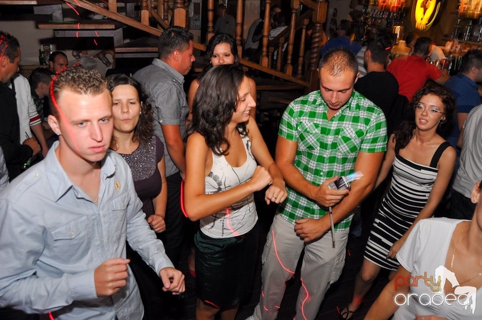 Saturday Night Zulu Party, Zulu Caffe