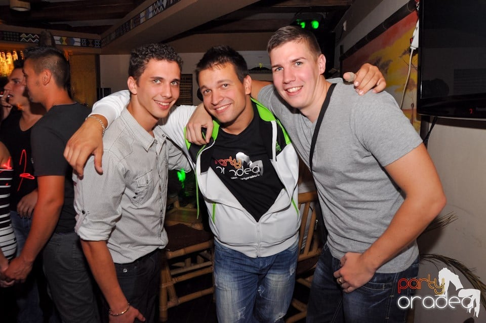 Saturday Night Zulu Party, Zulu Caffe