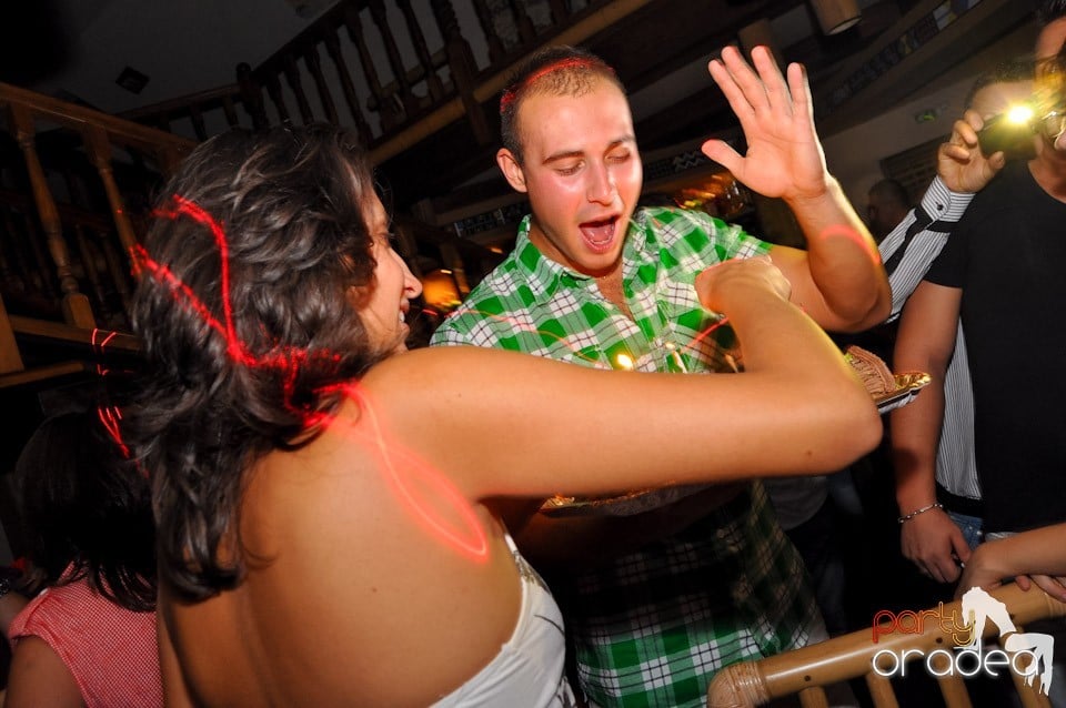 Saturday Night Zulu Party, Zulu Caffe